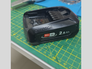 Alternative view of Bosch 18v 2.5A Batarya Pil Yenileme